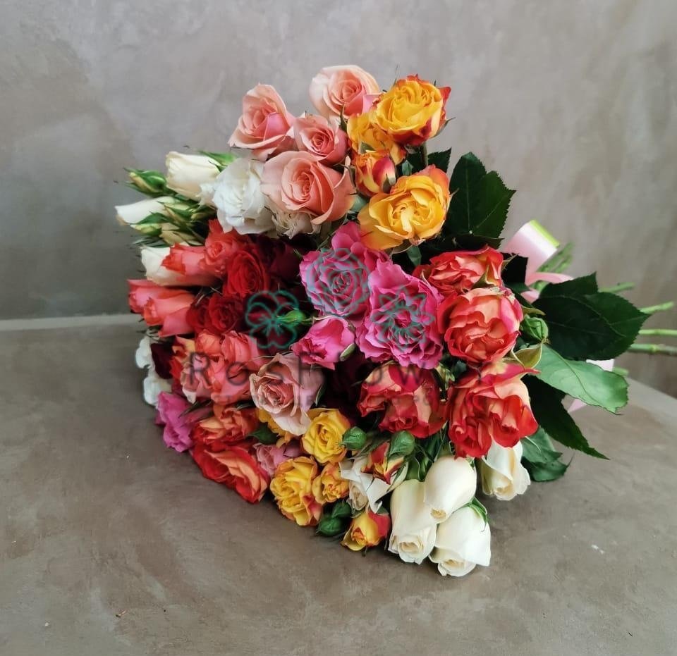 Букет цветов из: Розы в Тарко-Сале