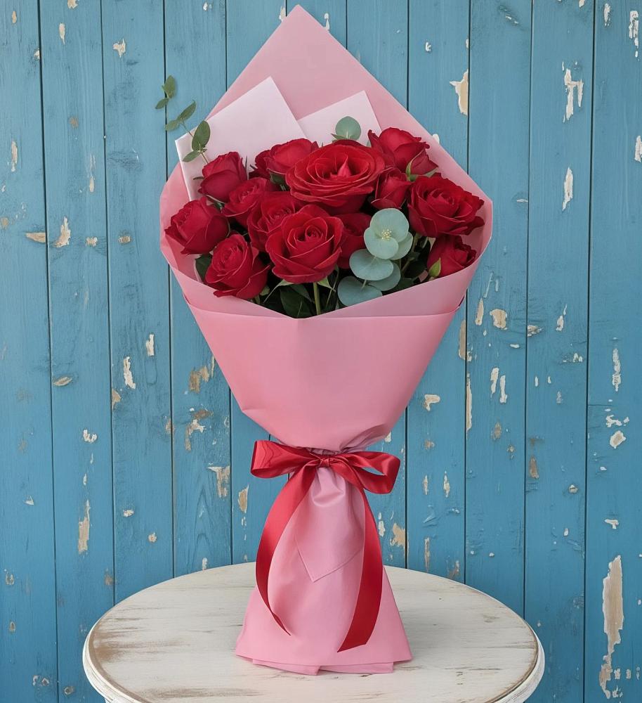 Букет цветов из: Розы в Тарко-Сале