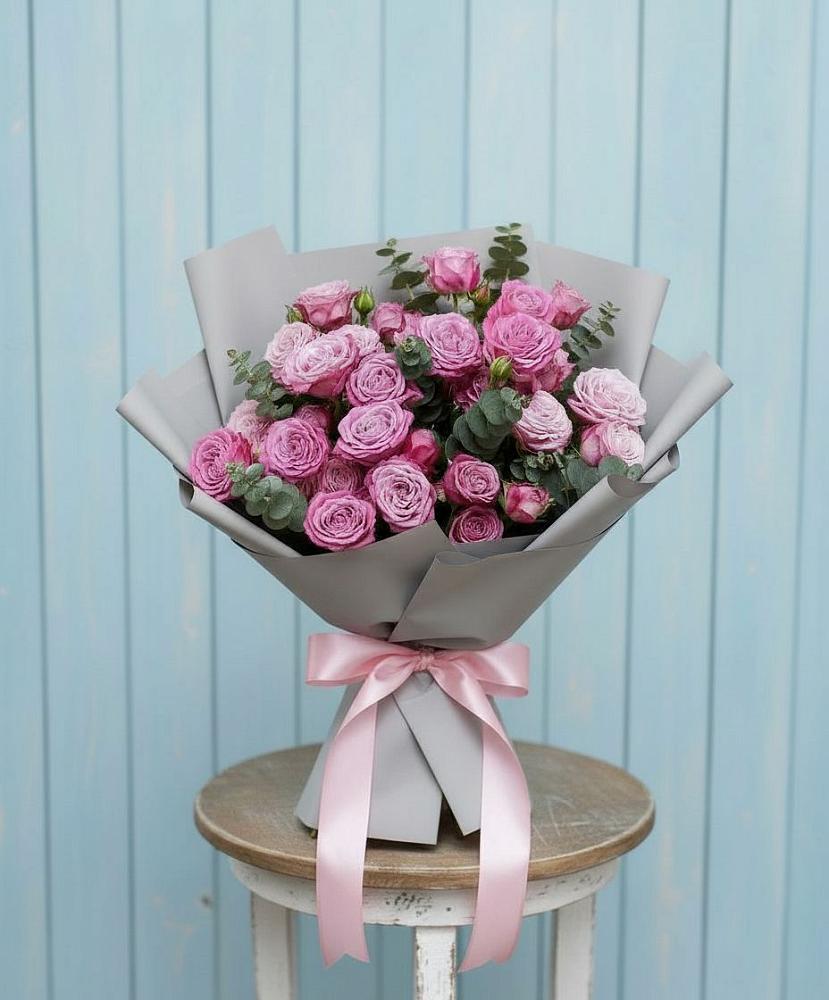 Букет цветов из: Розы в Тарко-Сале