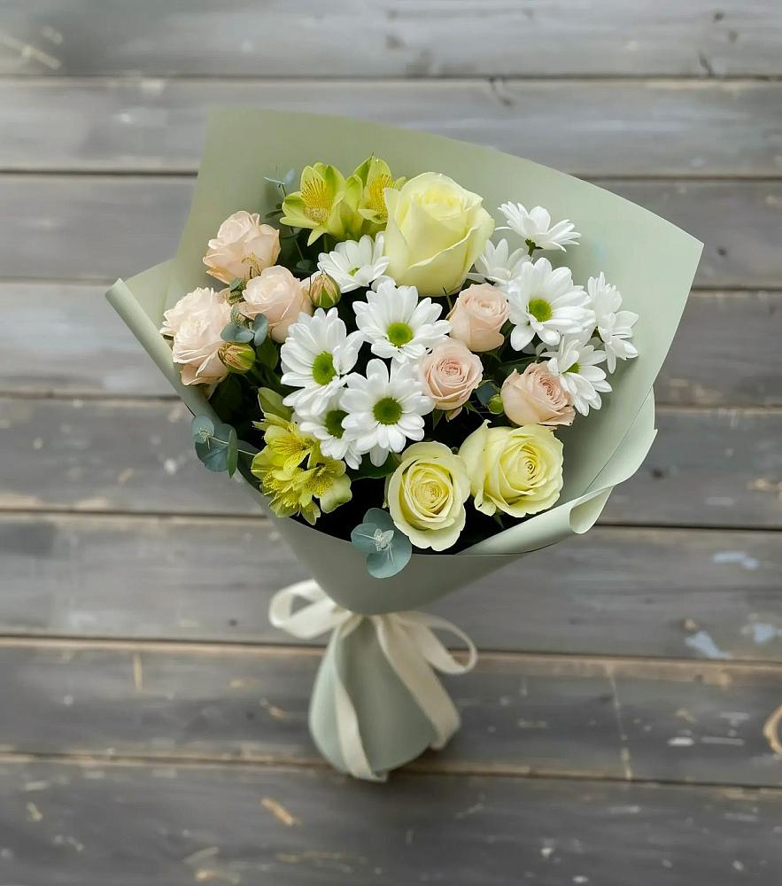 Букет цветов из: Альстромерии, Розы и Хризантемы в Тарко-Сале