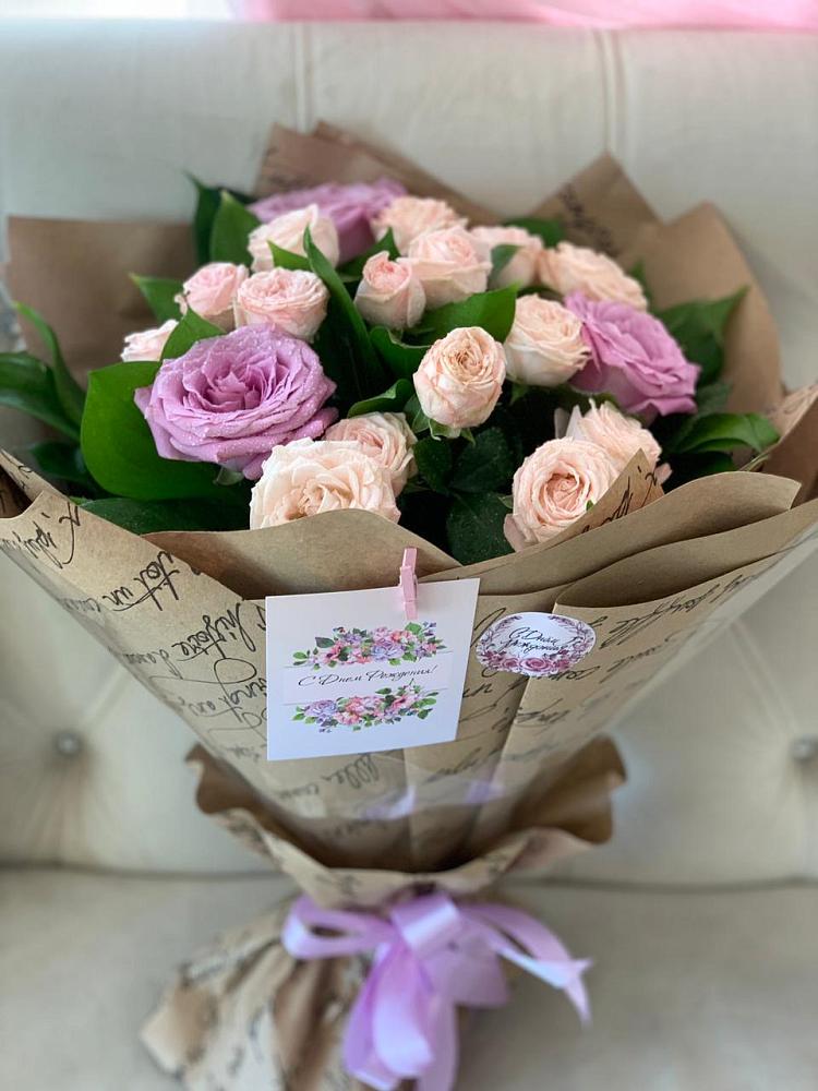 Букет цветов из: Розы в Тарко-Сале