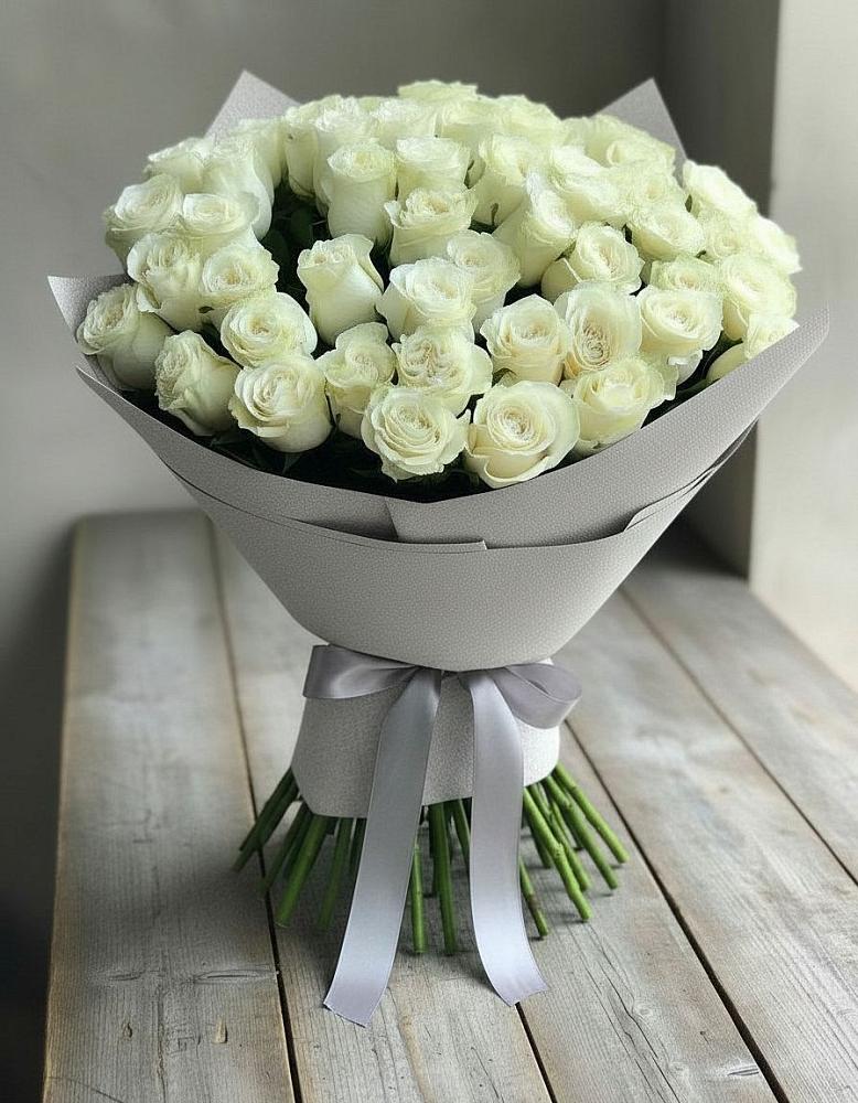 Букет 35 Белых роз в Тарко-Сале