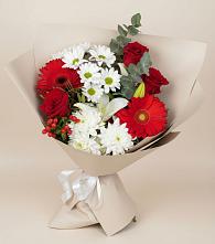 Букет цветов из:  Розы, Хризантемы, Герберы и Лилии в Тарко-Сале