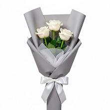 Букет 3 белые розы в Тарко-Сале