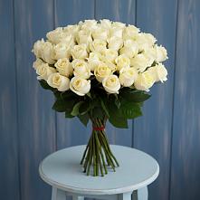 Букет 51 Белая роза Эдлесс Лав в Тарко-Сале