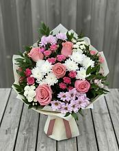 Букет цветов из:  Альстромерии, Гвоздики, Розы и Хризантемы в Тарко-Сале