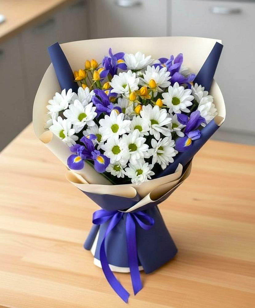 Букет цветов из: Розы, Ирисы и Хризантемы в Тарко-Сале