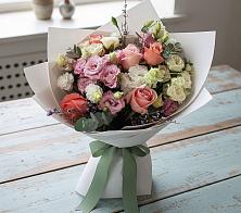 Букет цветов из:  Розы, Лизиантусы и Гвоздики в Тарко-Сале