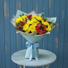 Букет цветов из:  Альстромерии и Хризантемы в Тарко-Сале